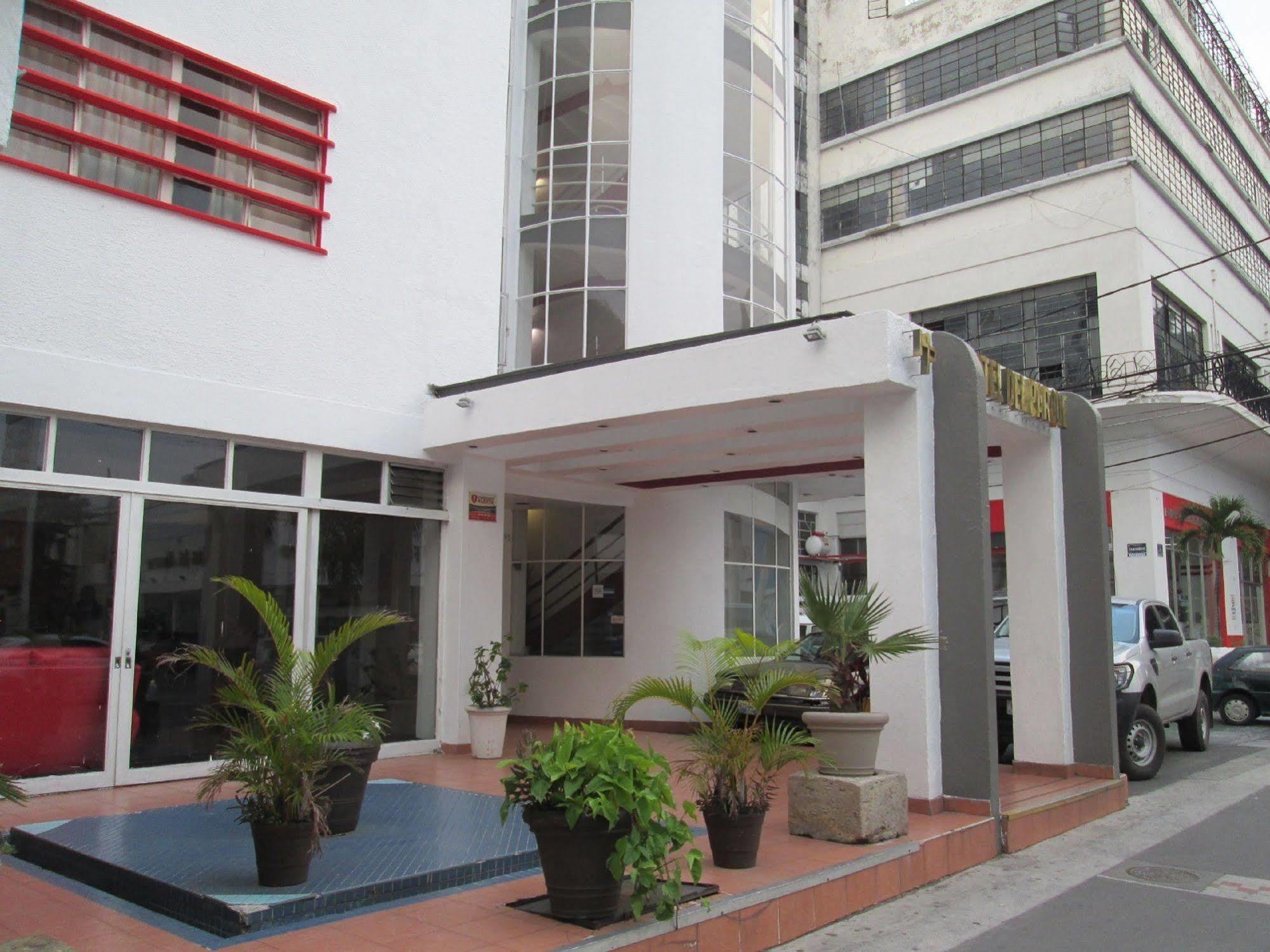Hotel Del Parque Guadalajara Exteriér fotografie